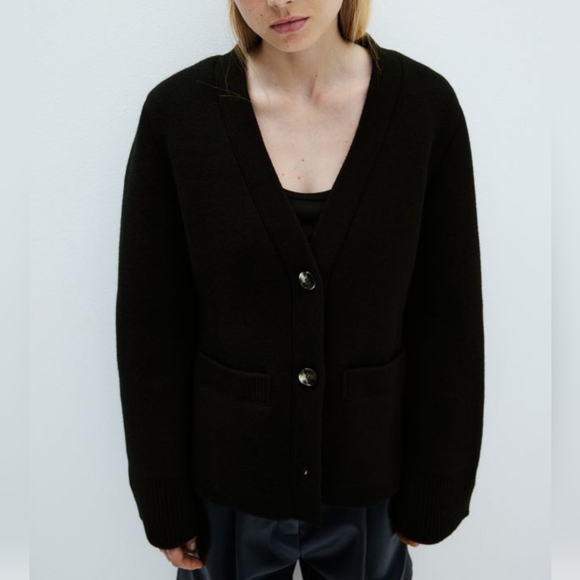 H&M Premium Knit Wool Women's Cardigan Black Large Warm Classic Core - Picture 2 of 7
